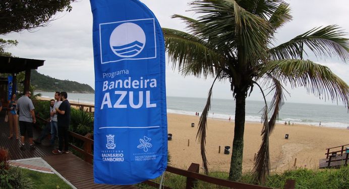 Balneário Camboriú levantou três Bandeiras Azuis: praias do Estaleiro, Estaleirinho e Tedesco Marina