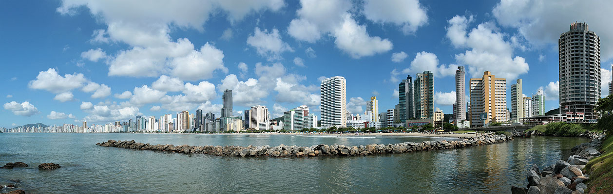 Apartamentos Frente Mar Em Balne Rio Cambori E Sua Valoriza O